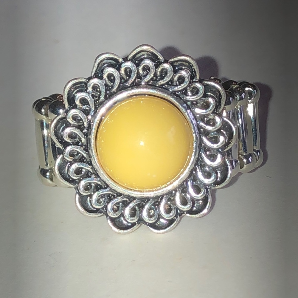 Yellow Cabochon Floral Silver Tone Boho Ring